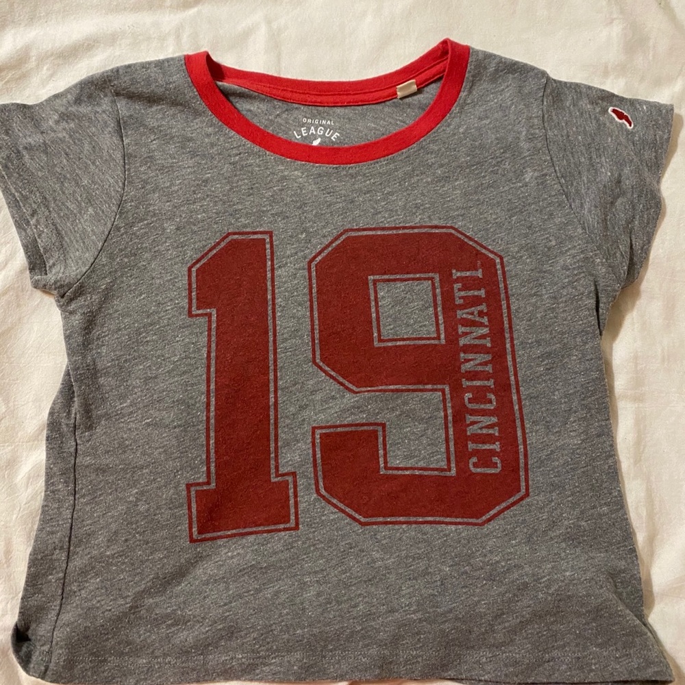 Cropped Cincinnati Tee